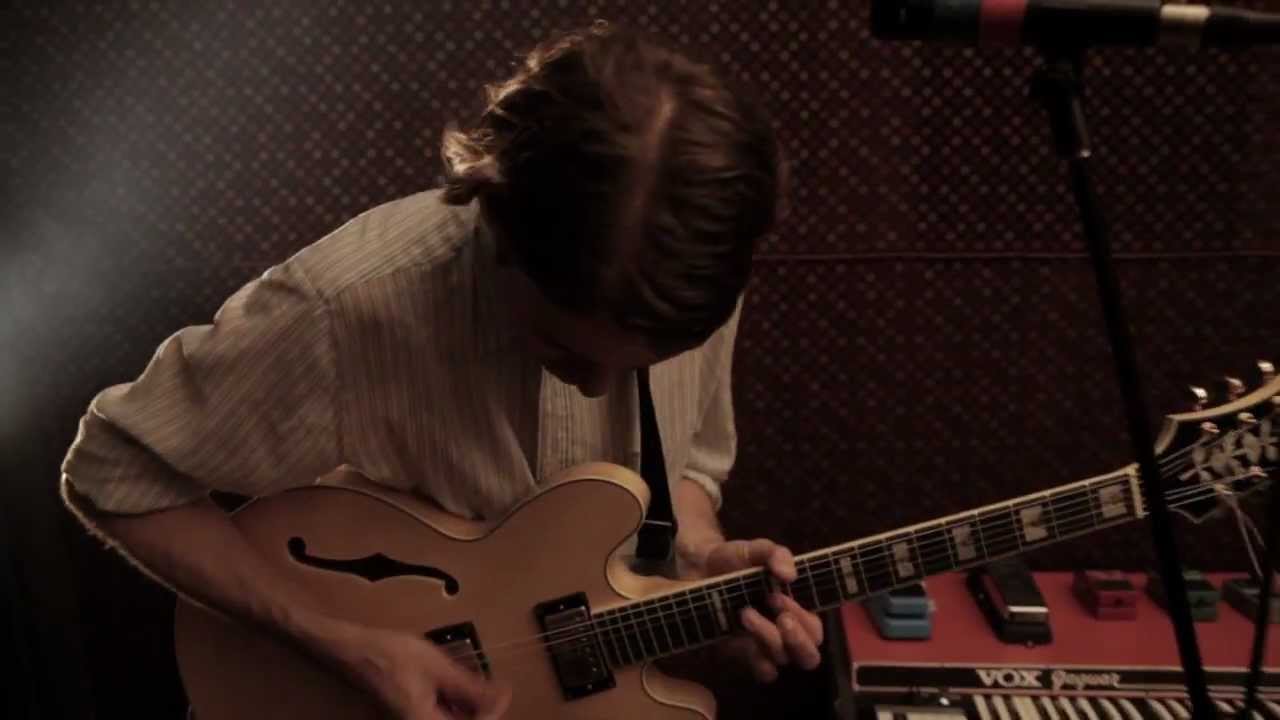 LOLIPOP LIVE SESSIONS: CORNERS 
