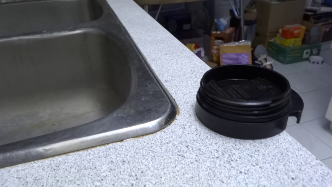 How to Clean the Lid of the Starbucks Verismo To-Go Tumbler