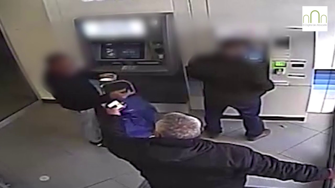 Detenidos en Albacete miembros de un grupo criminal que timaban a ancianos en cajeros automáticos