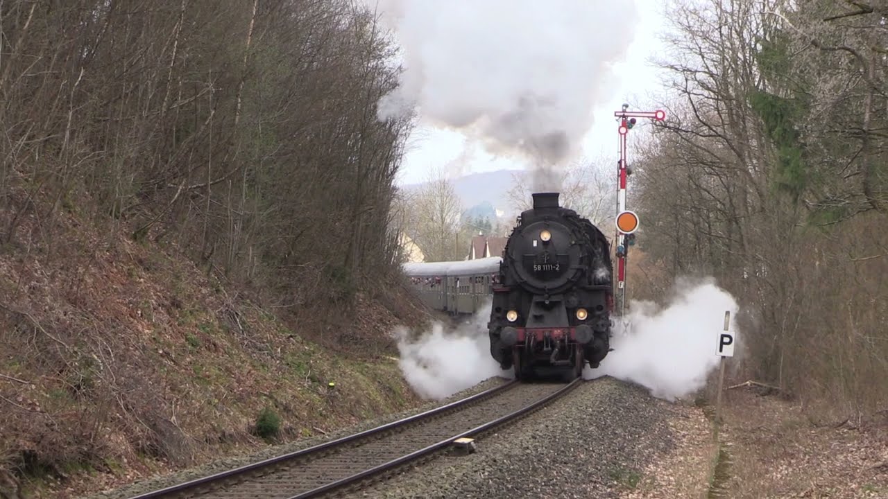 3 Zylinder vor schweren Sonderzügen - 58 311 im Einsatz
