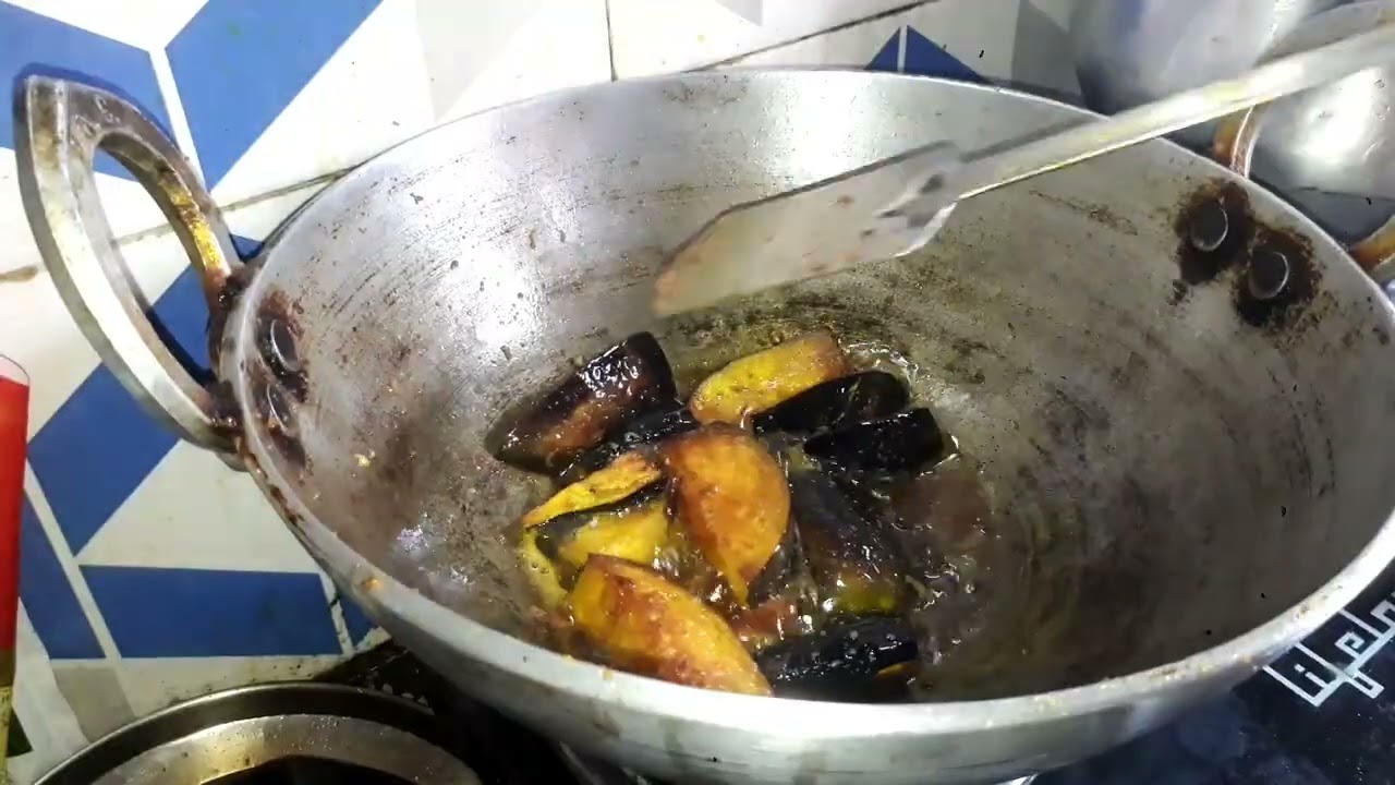 বেগুন দিয়ে ট্যাংরা মাছের ঝাল|Begun diye tangra macher jhal|Tangra macher jhal