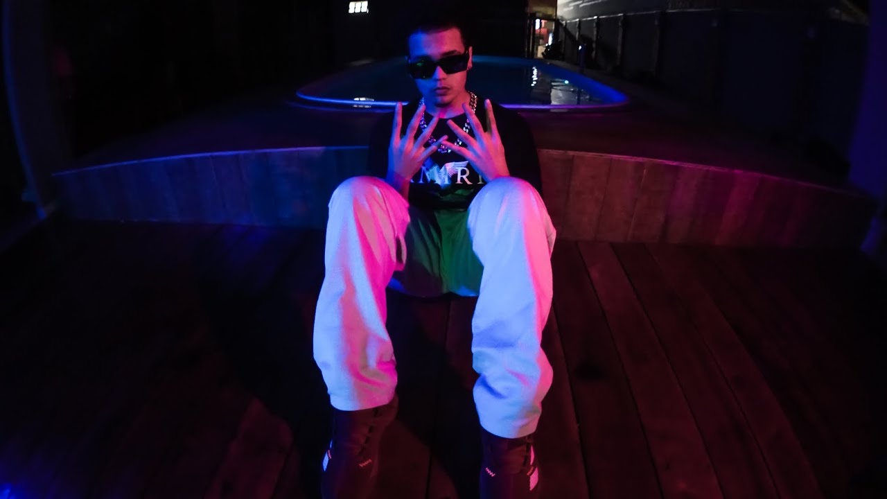 Gomesthekid - Americana (Visualizer Oficial)