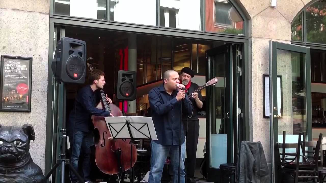 Simple Notes featuring Morten Nordal - Blackbird (Beatles cover)