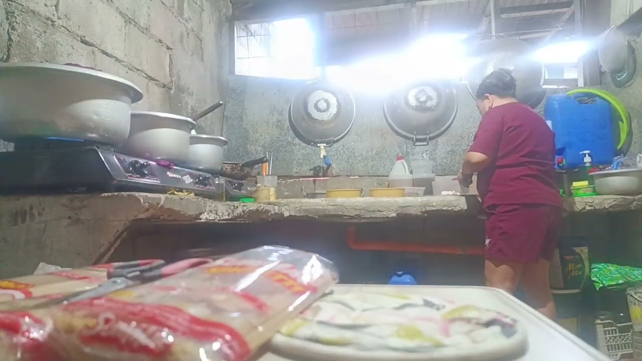 TINDA ULIT TAYU MERYENDA MGA BAI
