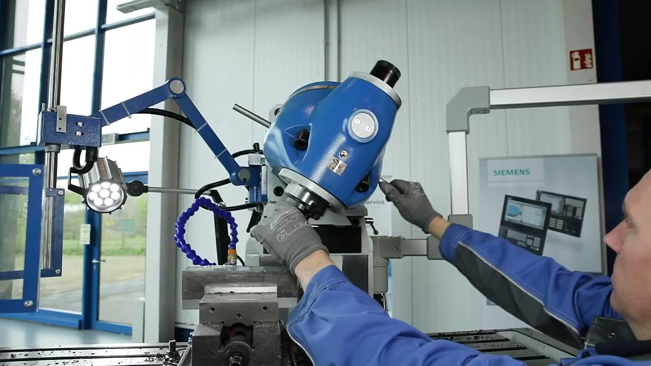 KNUTH MACHINETOOLS UWF 3 jyrsinkone, tehokas jyrsint&auml; pysty- ja vaakasuunnassa