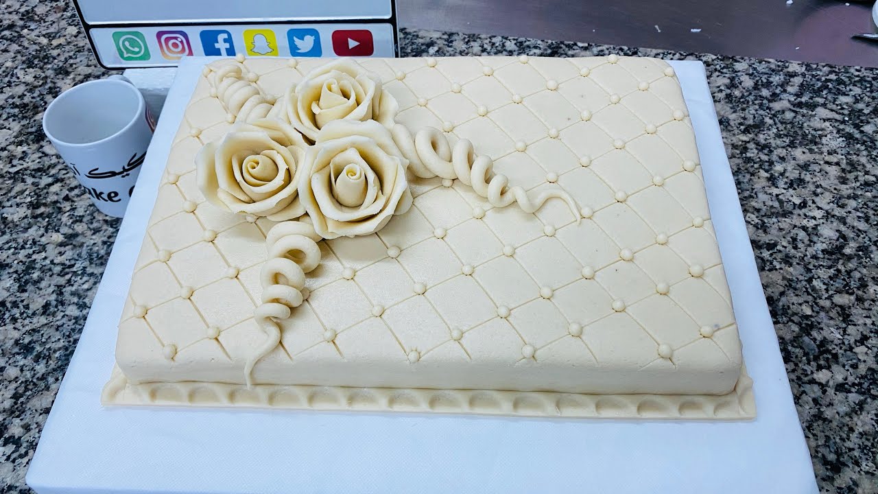 كيفية تزيين حلوى بعجينة اللوز بأدوات منزلية / (gâteau traditionnel)