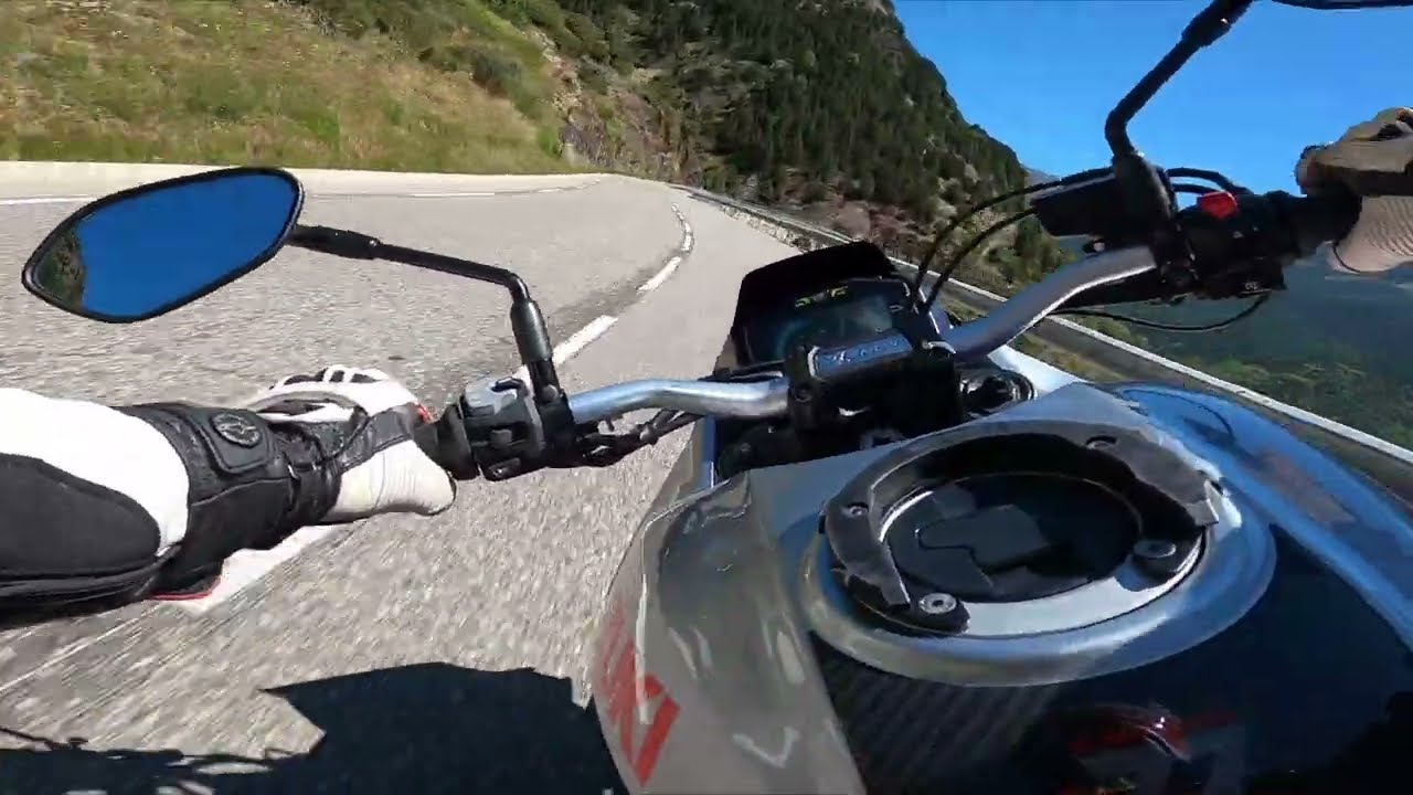 Test Suzuki Katana 1000 (Sound Onboard)