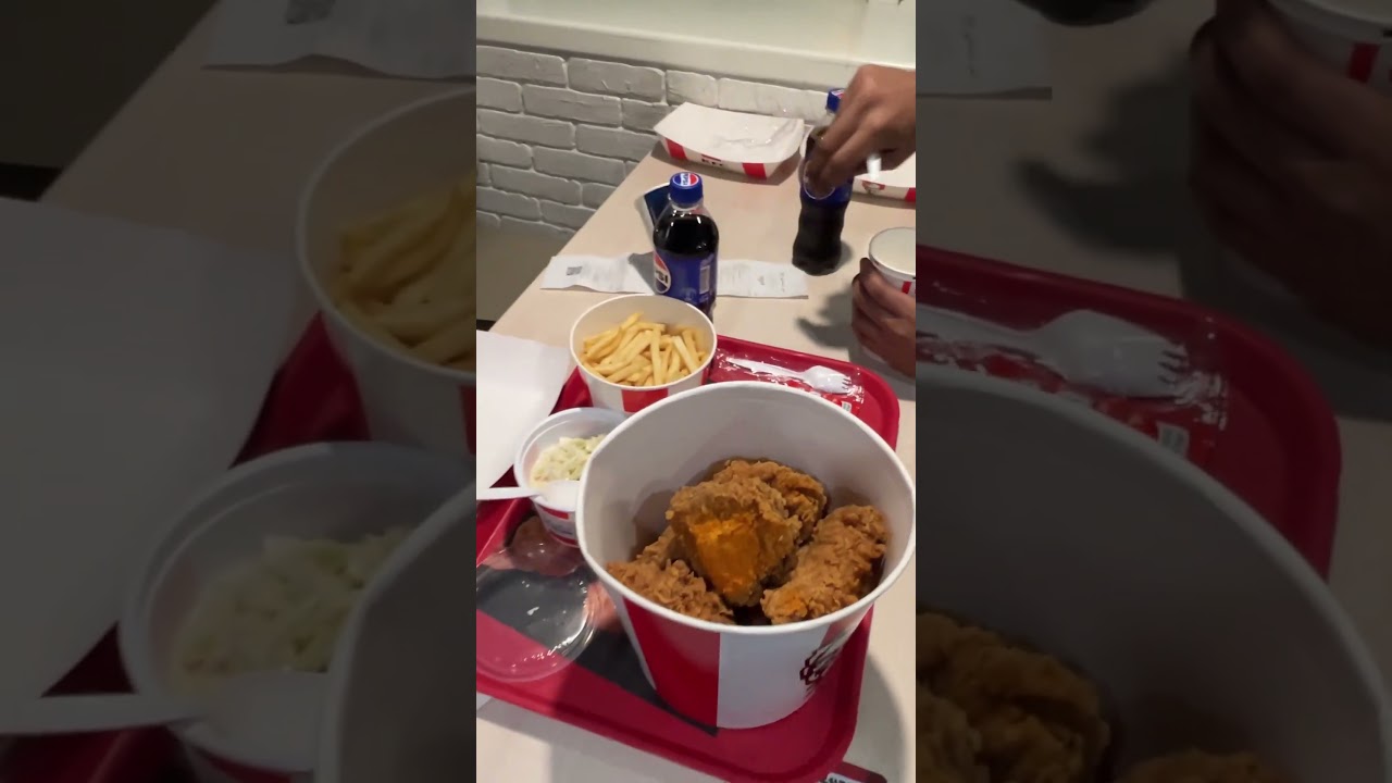KFC 🧀 Dubai mall 🇦🇪#dubaiblog #kfc #dubaifood