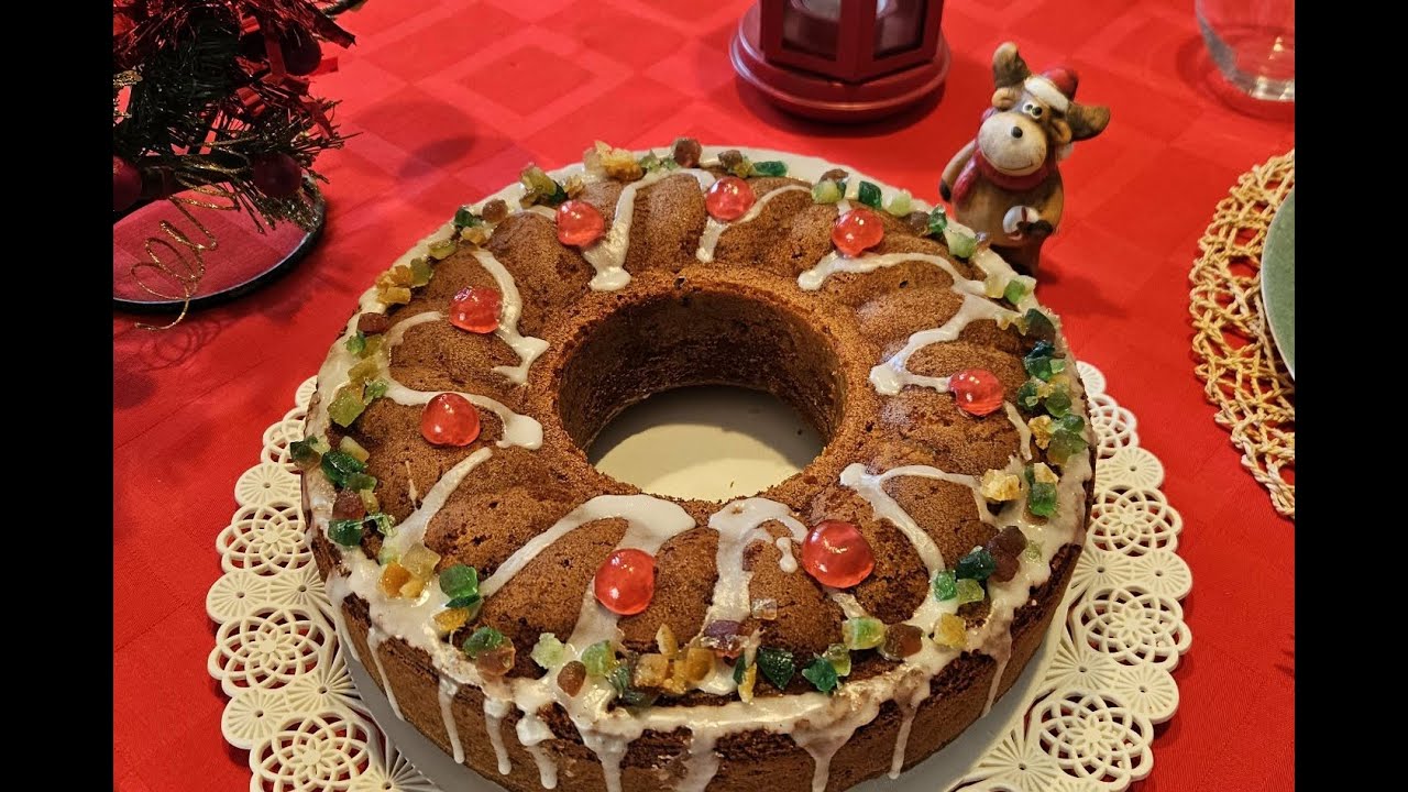Torta navideña y de Año Nuevo.Yo la comerìa todo el año!  :-)