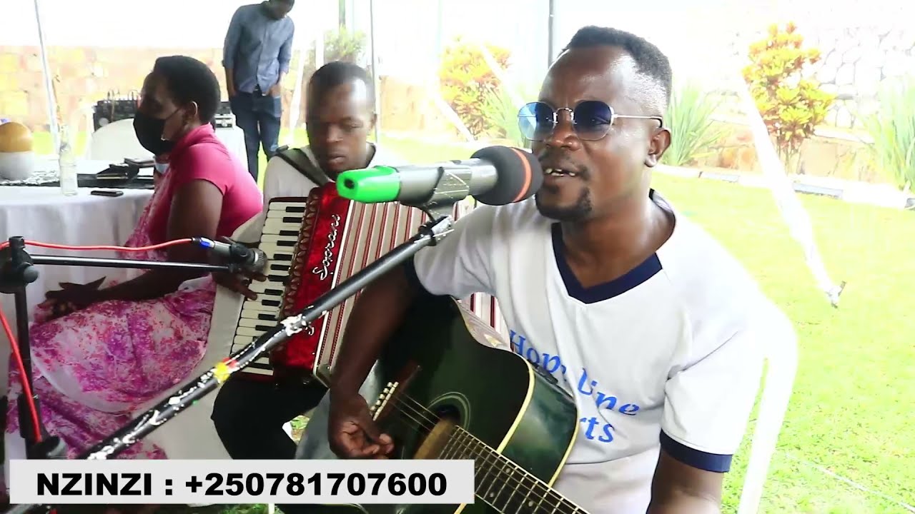 Nzinzi na Samson bakoze agashya mu bukwe umugeni kwihangana biramunanira
