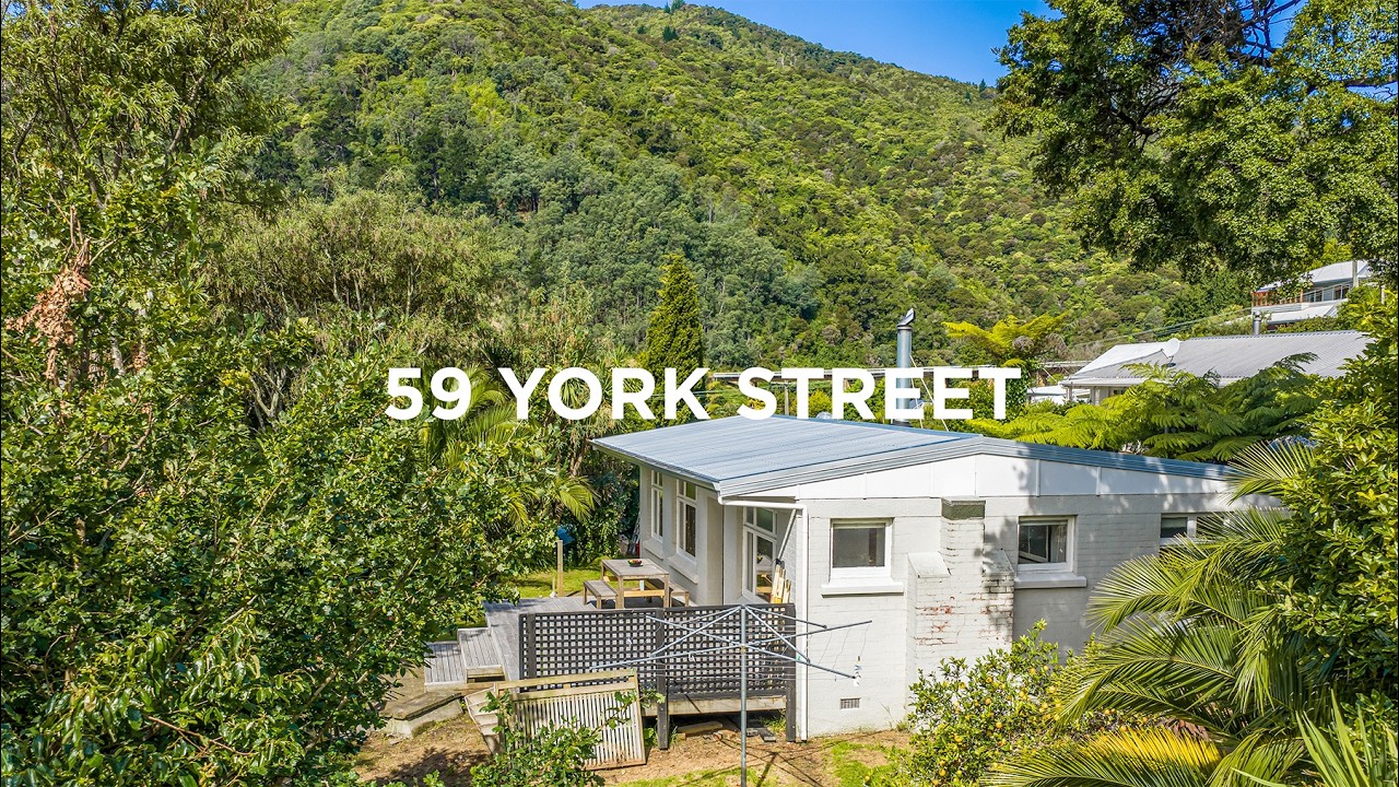 59 York Street, Picton | Vicki Eastgate - Bayleys Marlborough