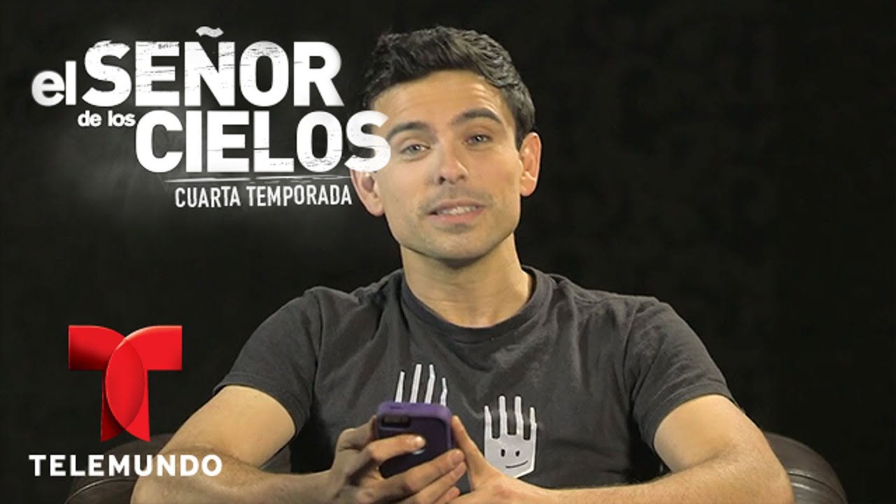 El Se&ntilde;or de los Cielos 4 | Jorge Luis Moreno se divierte contestando tuits de fans | Telemundo