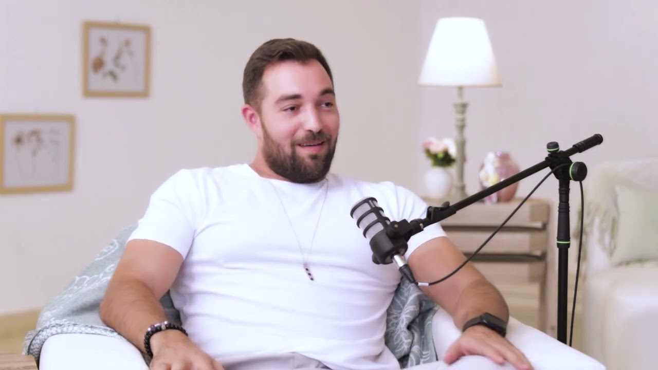 برنامج بلا تصنيف مع النجم باسل الزارو