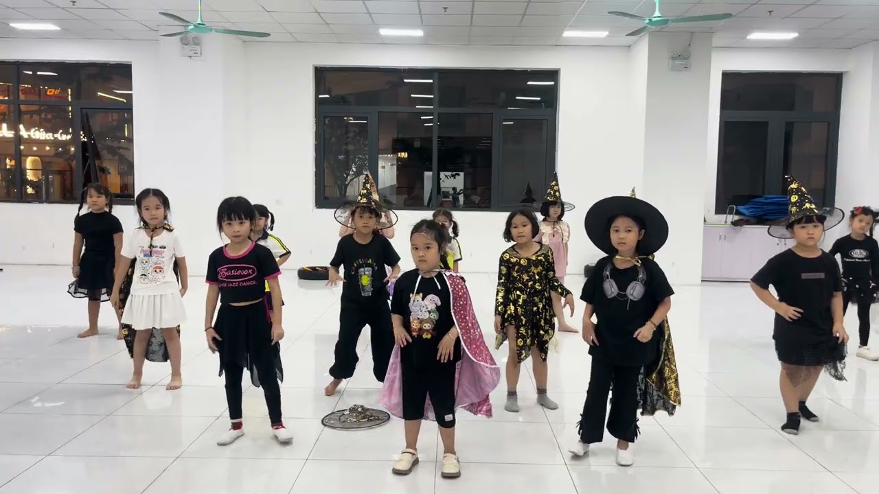 Halloween K2