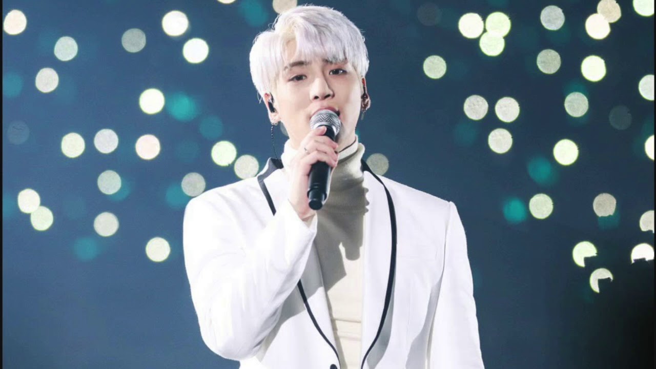 before our spring by jonghyun but he's singing to you in an empty arena