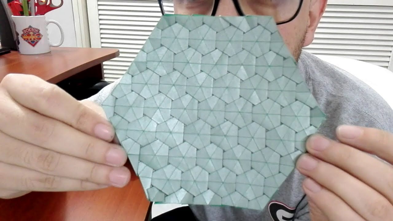 Teselaciones de Alessandro Beber Parte 4: Colapsando el primer ejercicio