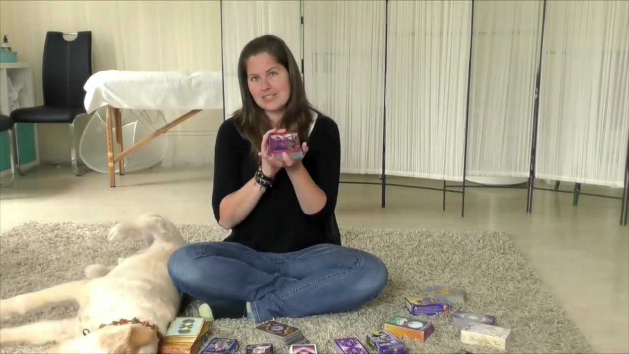 Tarotkort f&ouml;r nyb&ouml;rjare & f&ouml;rdjupning &ndash; s&aring; v&auml;ljer du r&auml;tt tarotlek