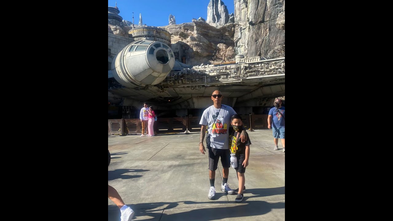 Star wars Rise of the resistance ride at disneyland during covid 2021