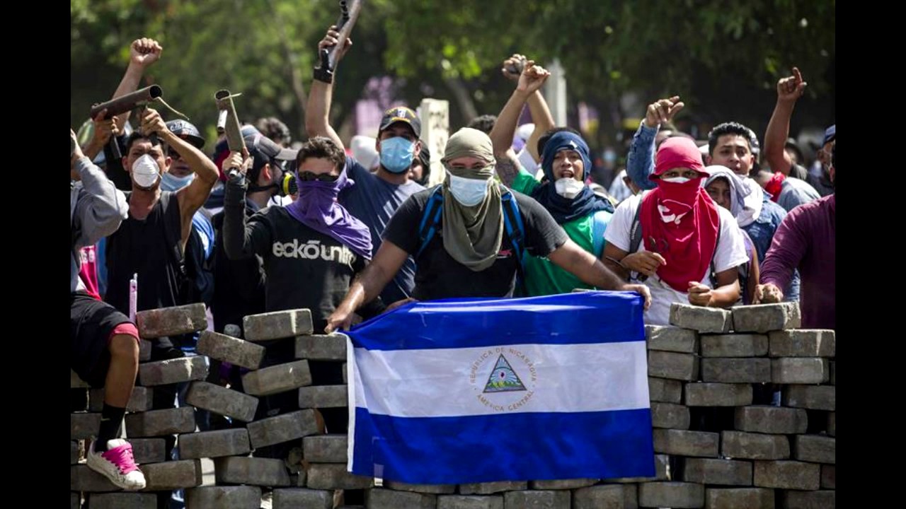 QUE VIVAN LOS ESTUDIANTES (guaraguao)