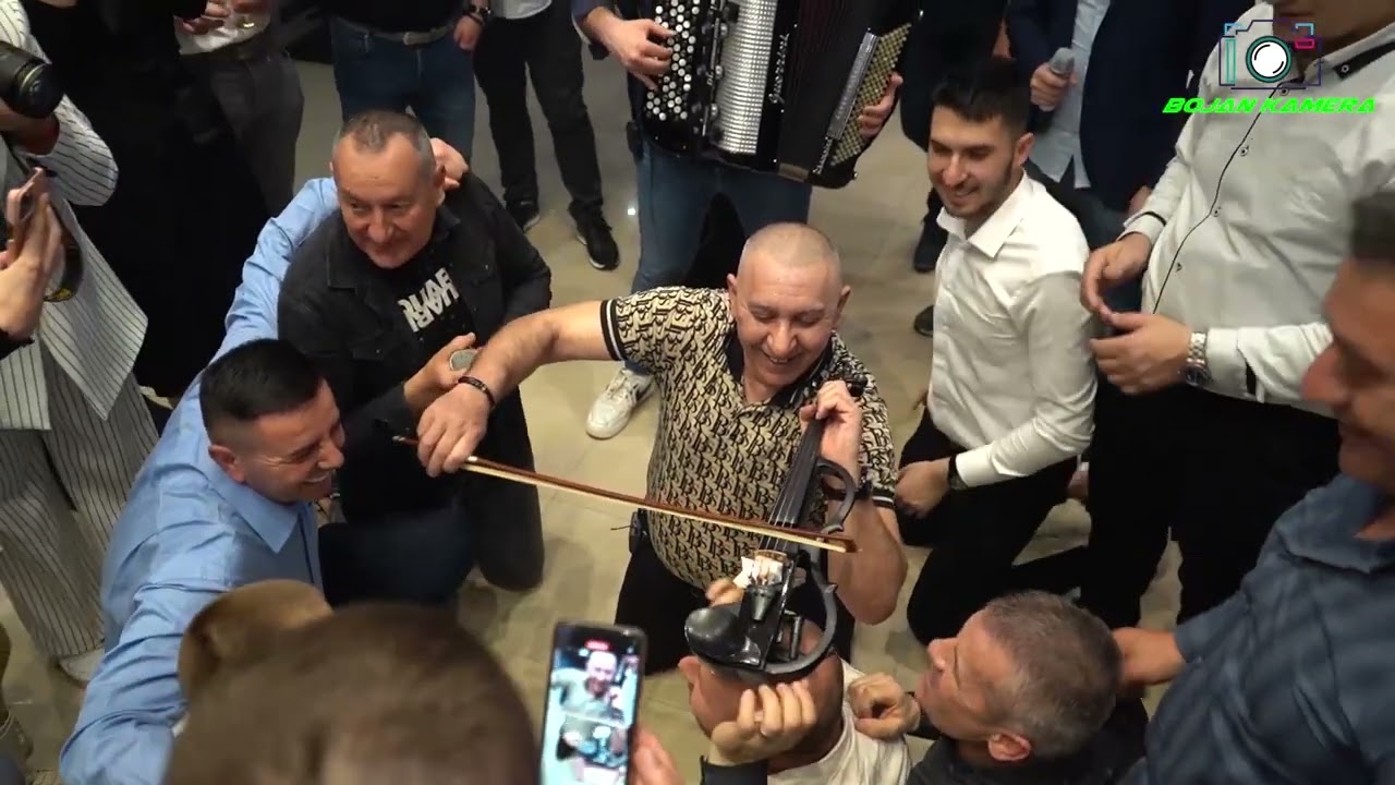 PIROMANSKA VIOLINA - DJABE PIROMANAC SHOW ( PUNOLETSTVO LAZAR )