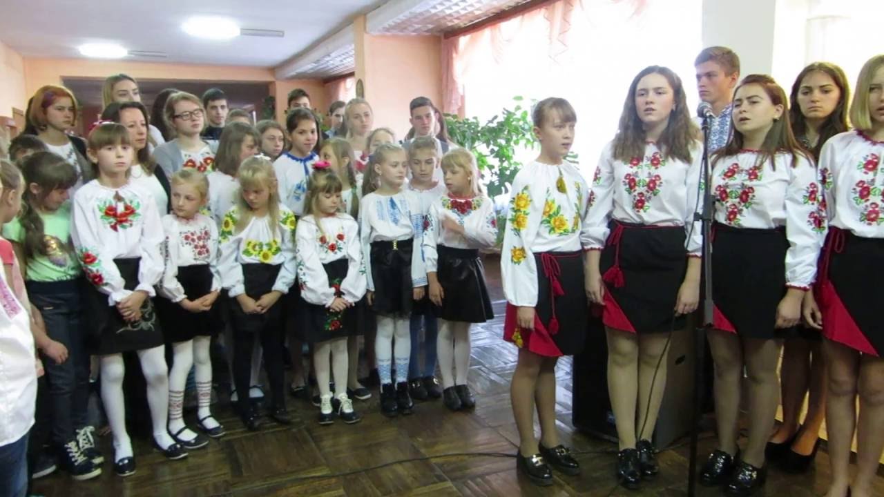 В Червоноградській школі №9 освятили духовний куточок