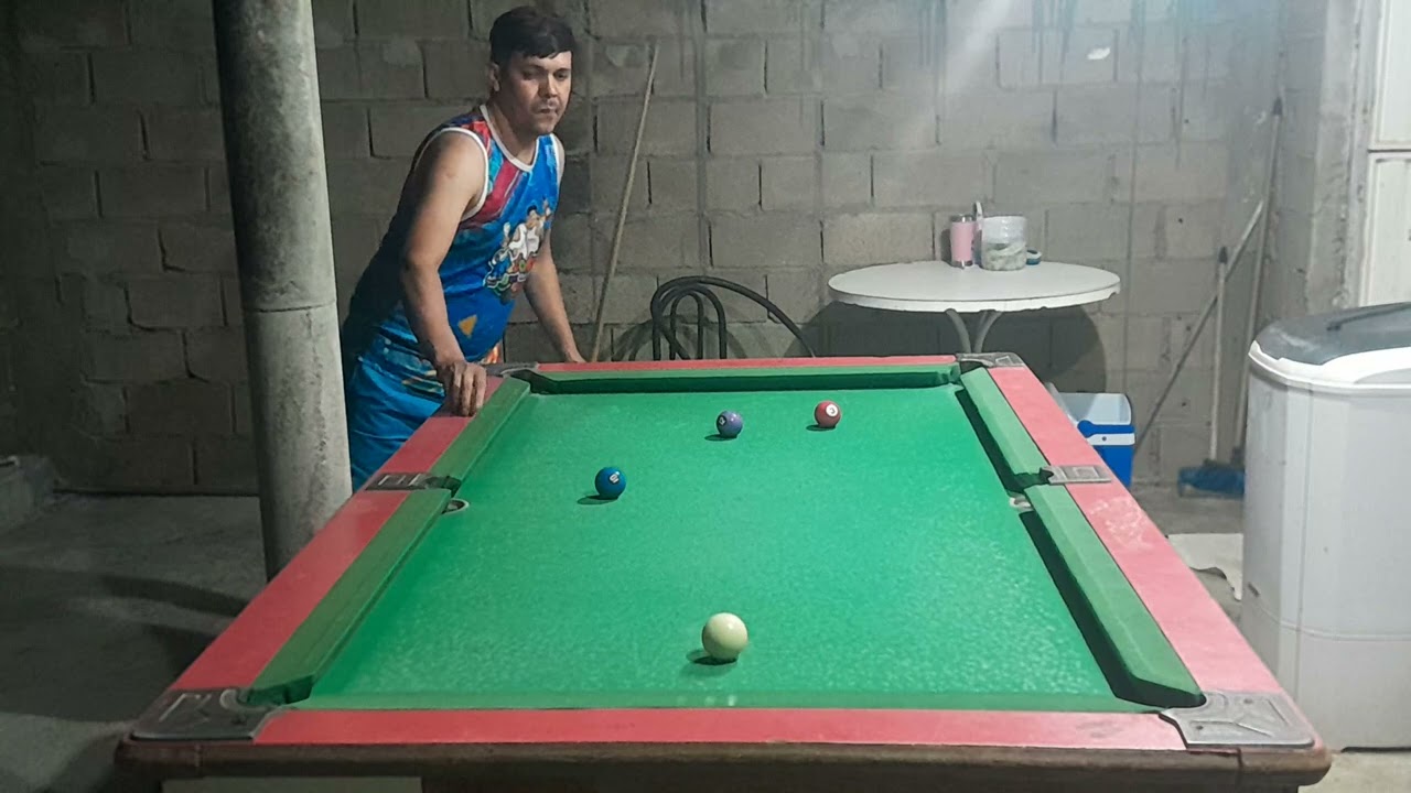 Treinamento de controle de bola branca 