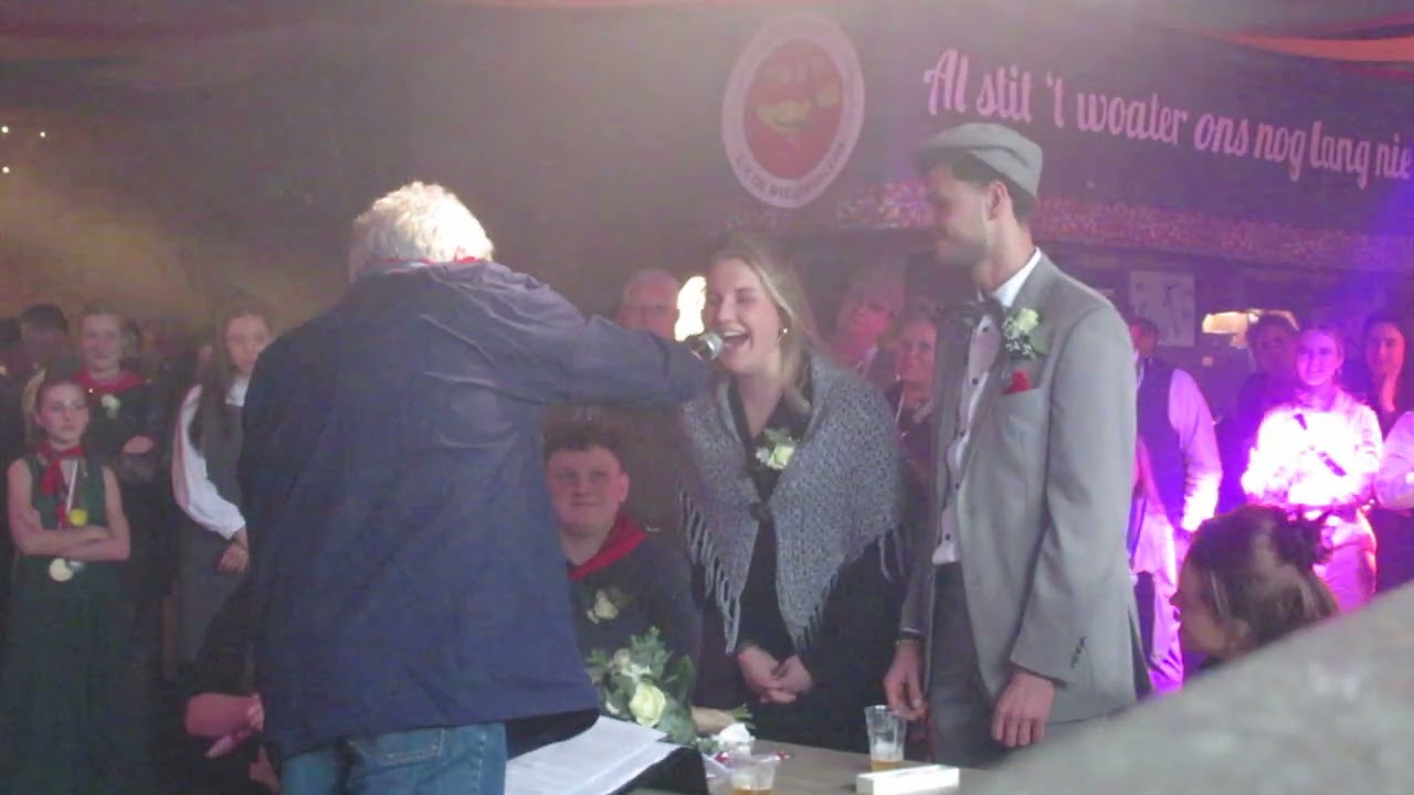 Wielewoalers 2026 - Huwelijksvoltrekking boerenbruiloft Britt en Daan deel 2