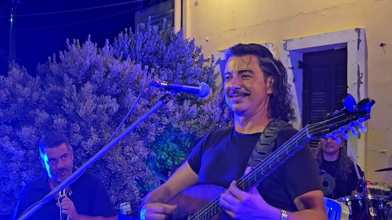 Μιλώ σου με τα μάτια μου και αυτό νομίζω φτάνει Τζουγανάκης στα Αμιρά