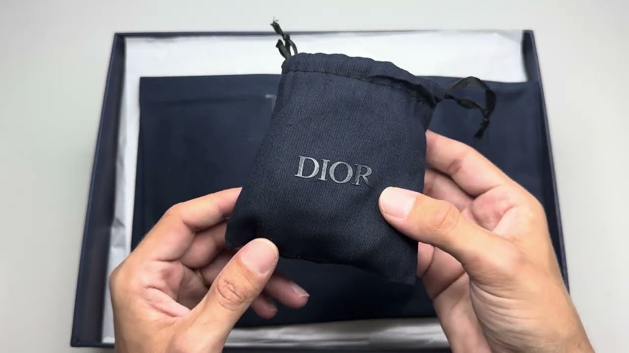 Dior B9S Grise Tweed Edition Limitée et Numérotée par Homecopparis