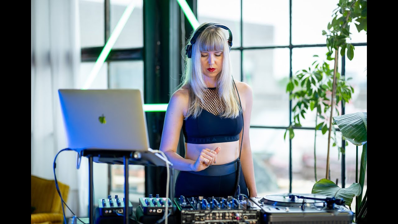 Sara Simms at Night Shift Toronto