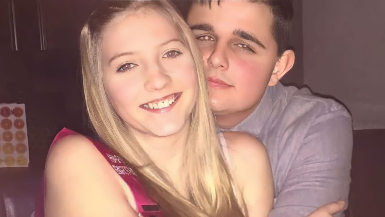 Joven D3G0LLADA por su NOVIO fue multada por la POLICÍA por 