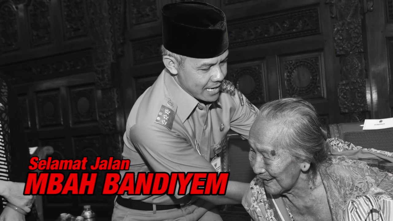 Penghormatan Ganjar Untuk Mbah Bandiyem, Pedagang Asongan di Kantor Gubernur