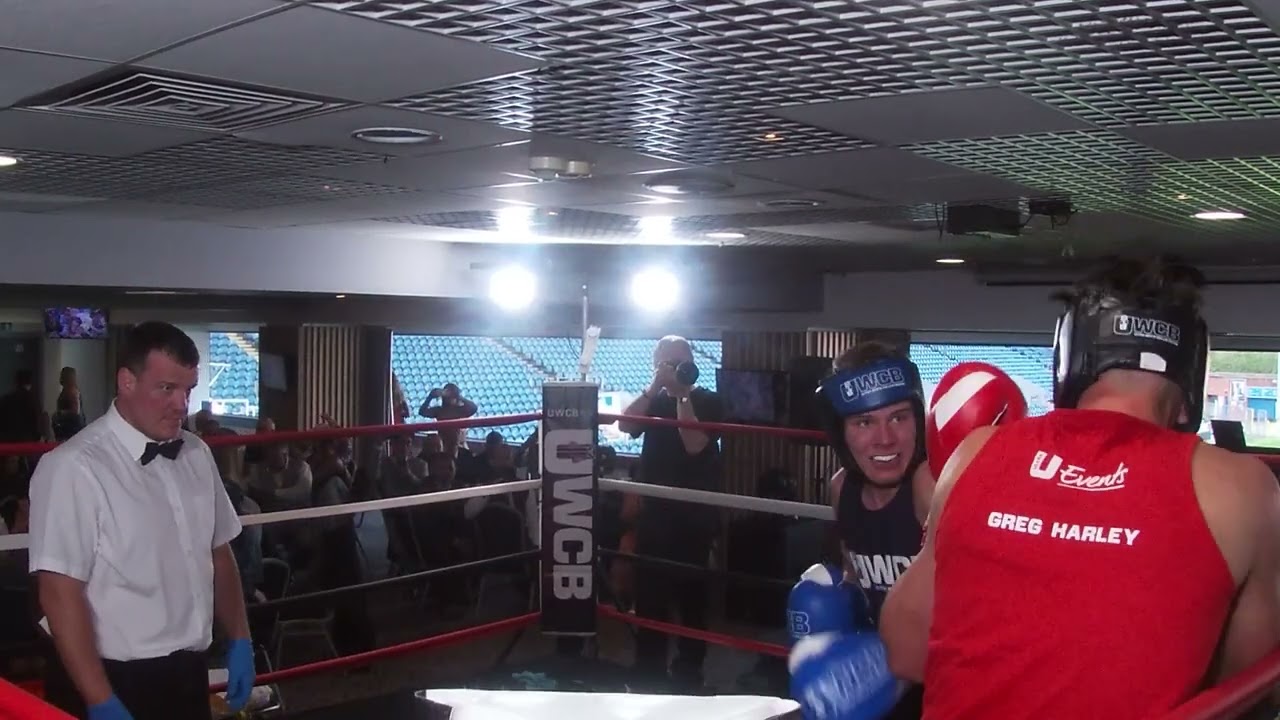 BLACKBURN |  UWCB  | GREG HARLEY VS TONY LYNCH