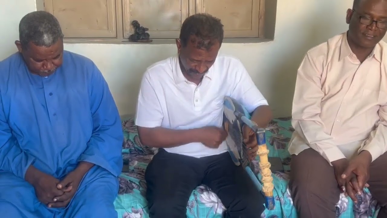 # زيارة الاستاذ محمد النصري  لمنزلة الشيخ إبراهيم عدلان ( الحفيان ).... عابرة ٤٢