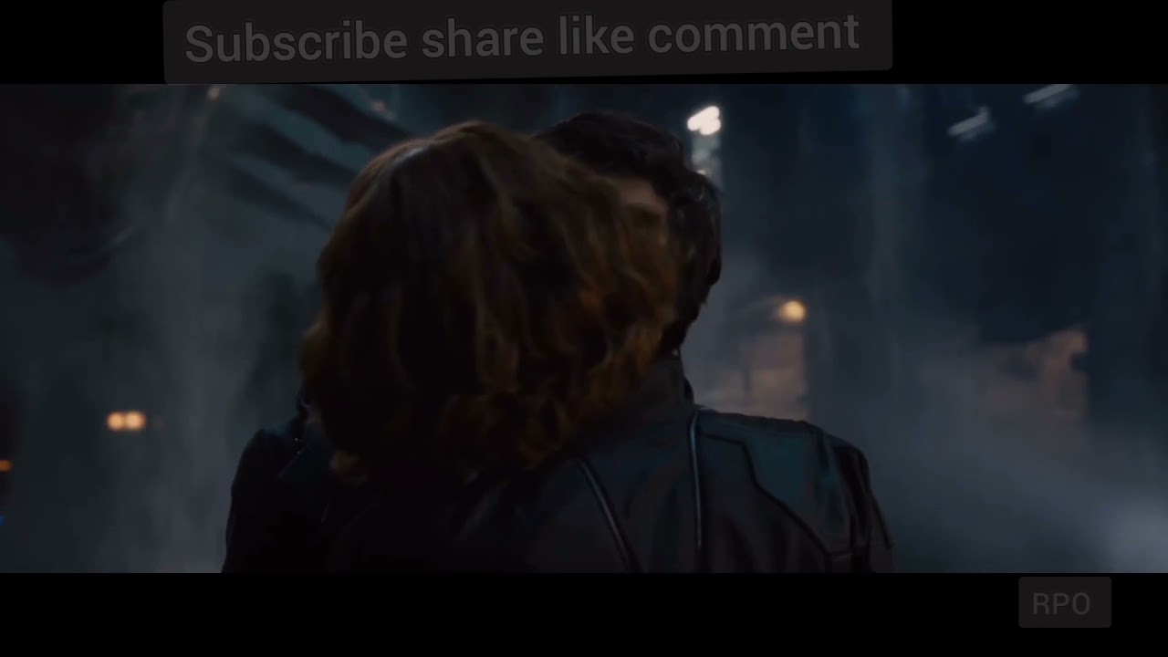 kissing scene of Hulk and Natasha: Angry Bruce banner | Avengers : age of Ultron #Marvels #hulk