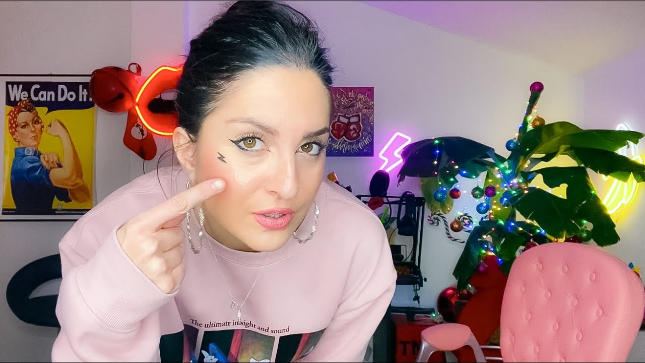 MI SONO TATUATA IN FACCIA - SCHERZO A MIA MAMMA