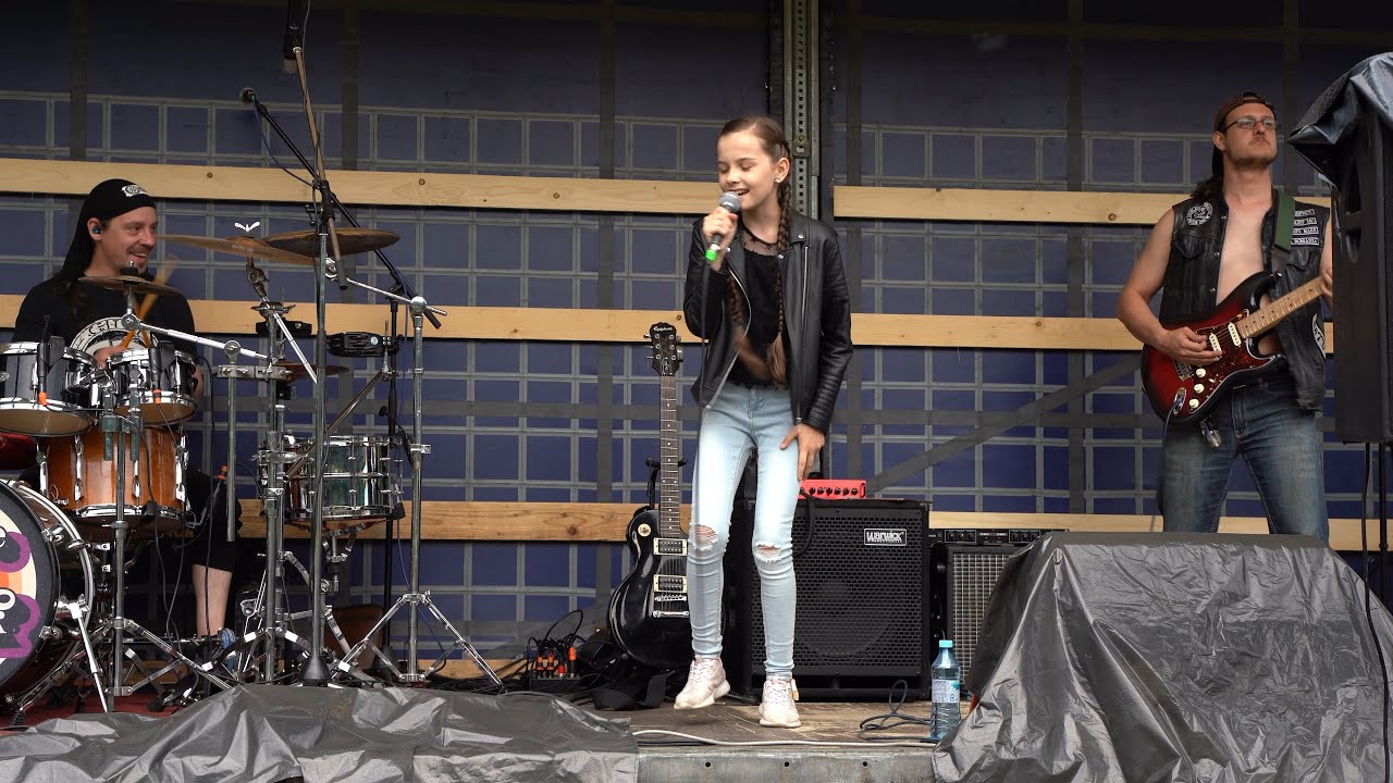 Raisa Vlasan & The Speackers - Constantine, Constantine [cover]