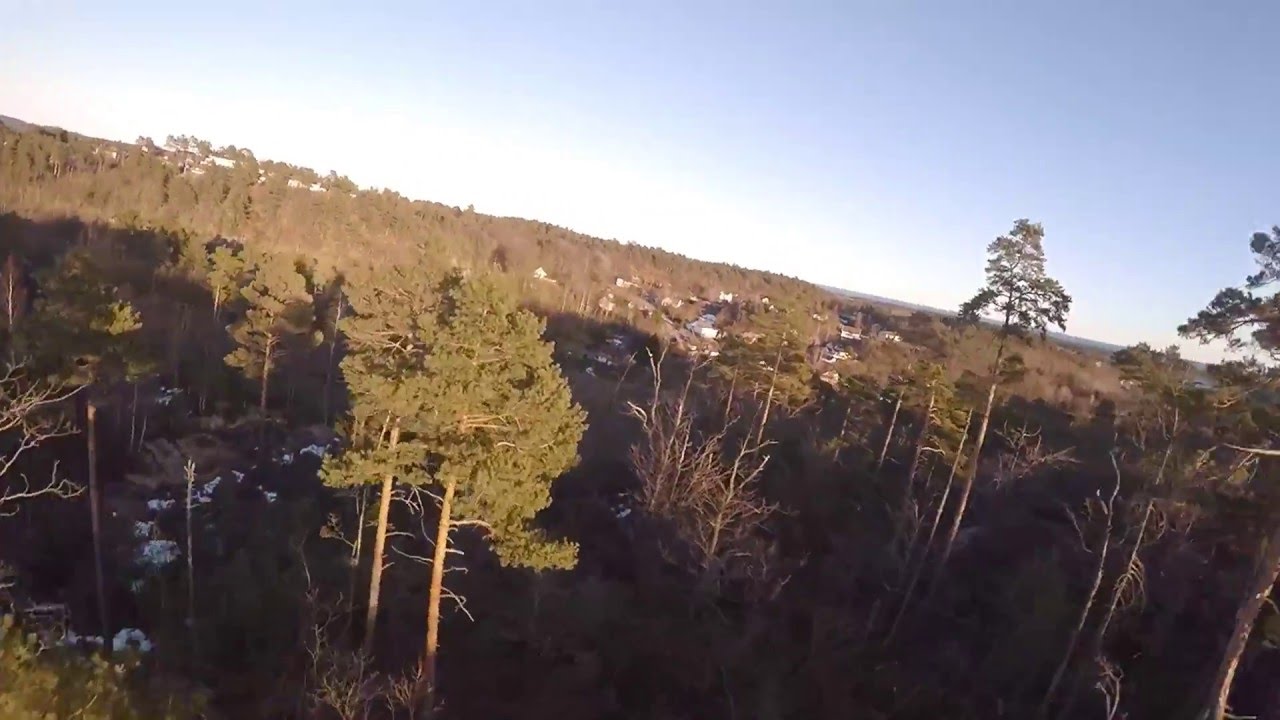 FPV Quad Flying on Trom&oslash;ya