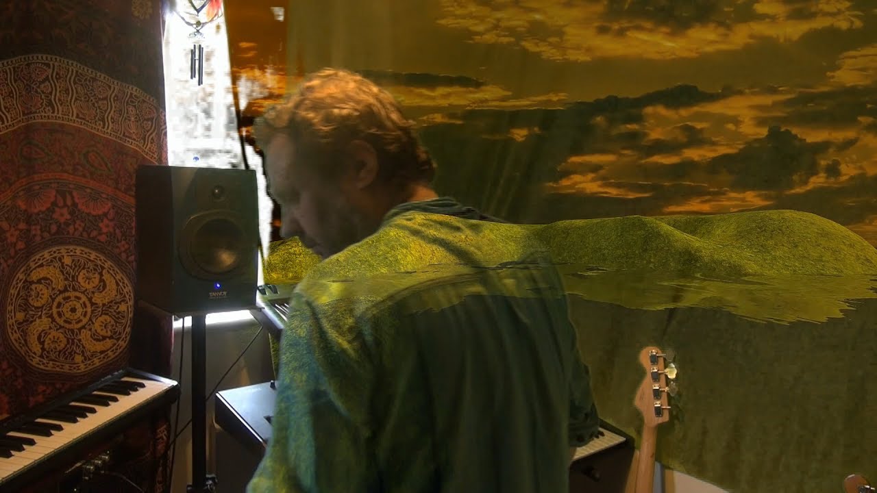 Paul Landry: Arya; Instrumental Synthesizer Music; Progressive rock; electronica