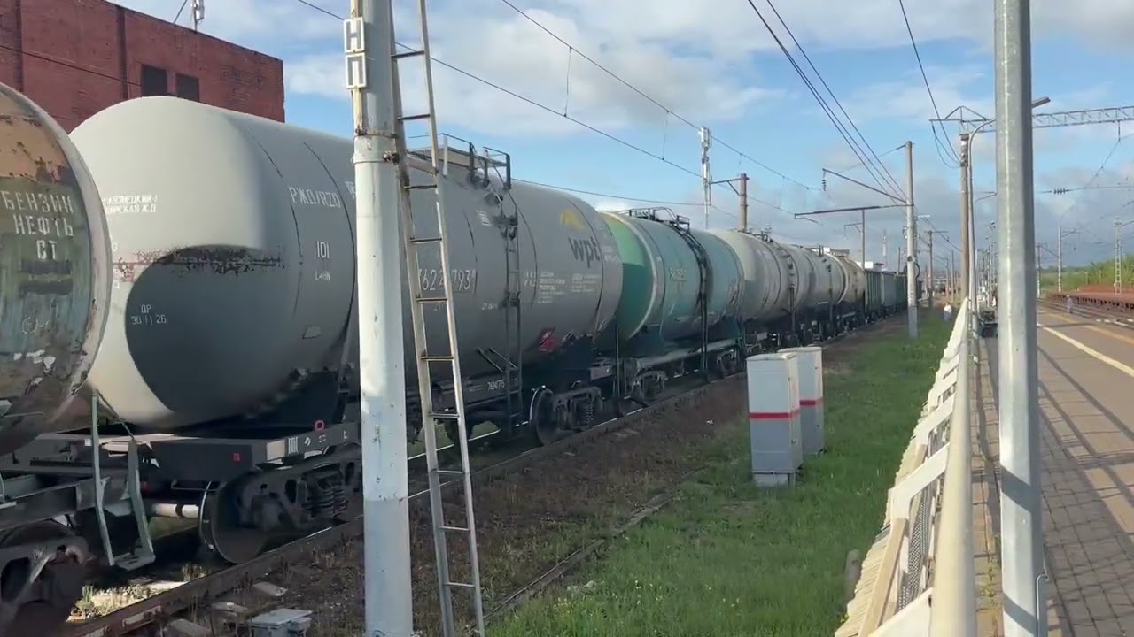 Отправление Электровоза 2ЭС5К-498 С Грузовым Поездом Со Станции Нижний-Новгород-Сортировочный