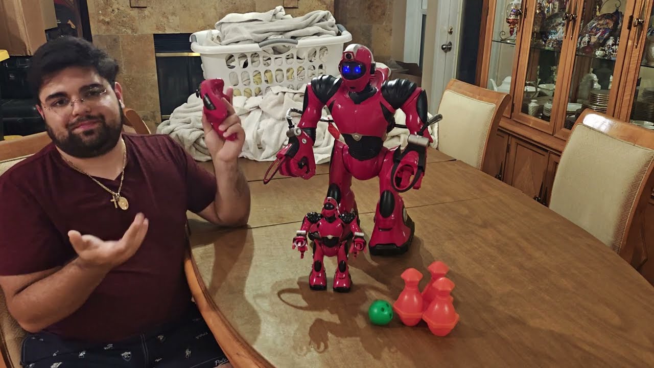 RoboSapien V2 - When Toys were Better