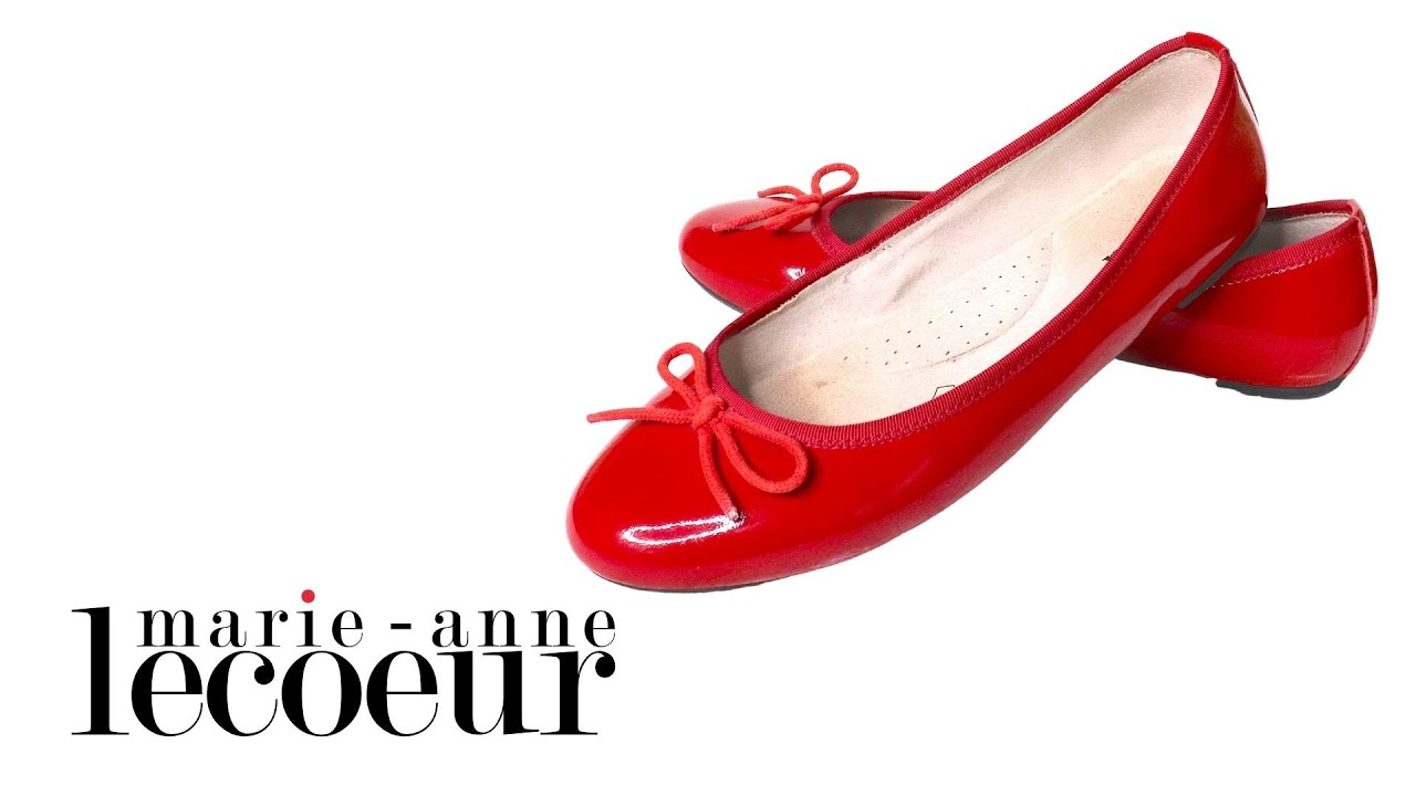 French Chic Outfit Of The Day: The Red Ballet Flats