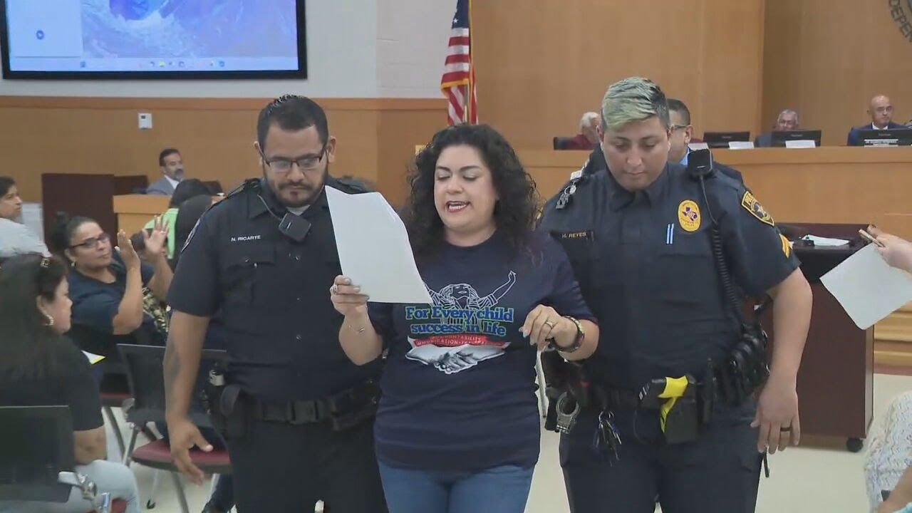 Parent walked out in handcuffs from Edgewood ISD board meeting