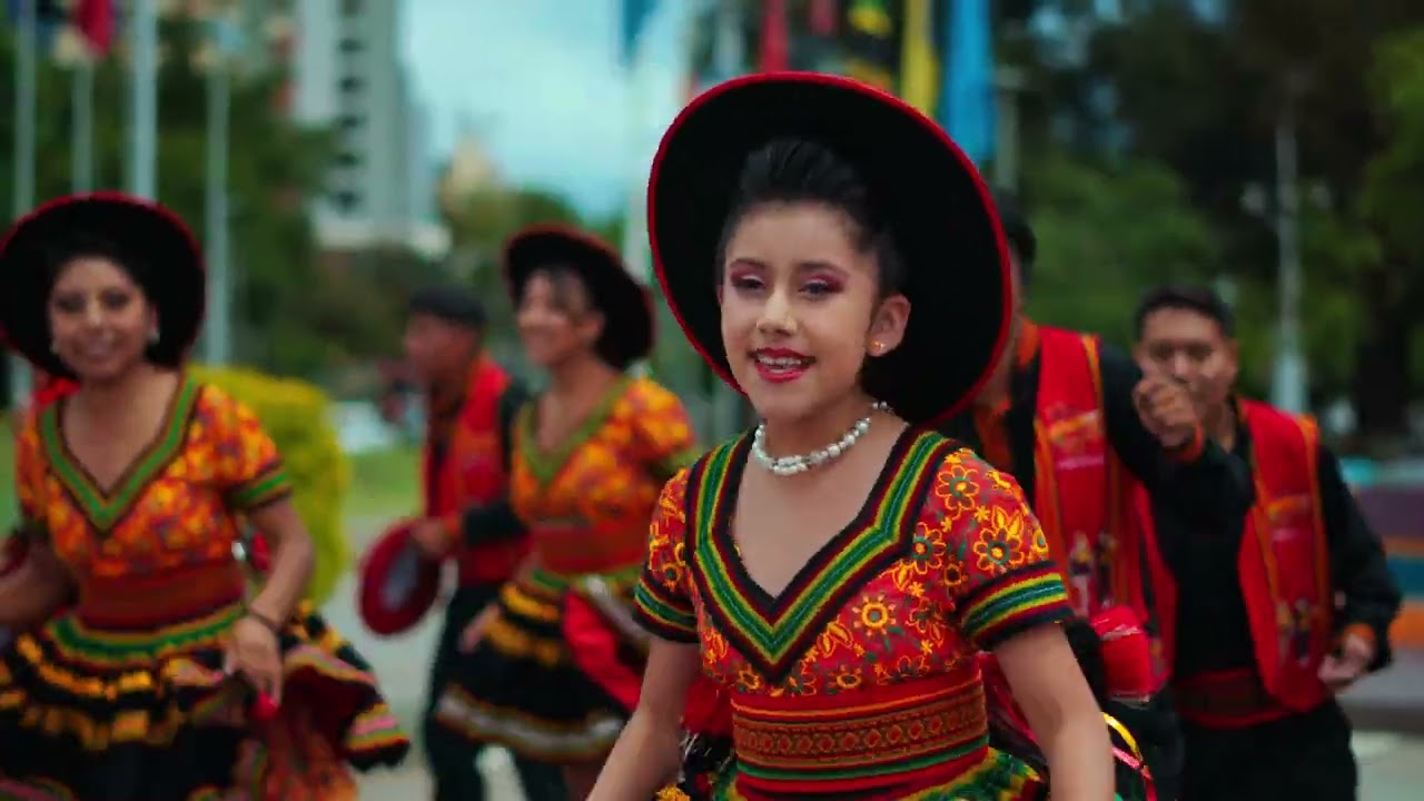 YARA   Salayeros Con Amor Master 4k
