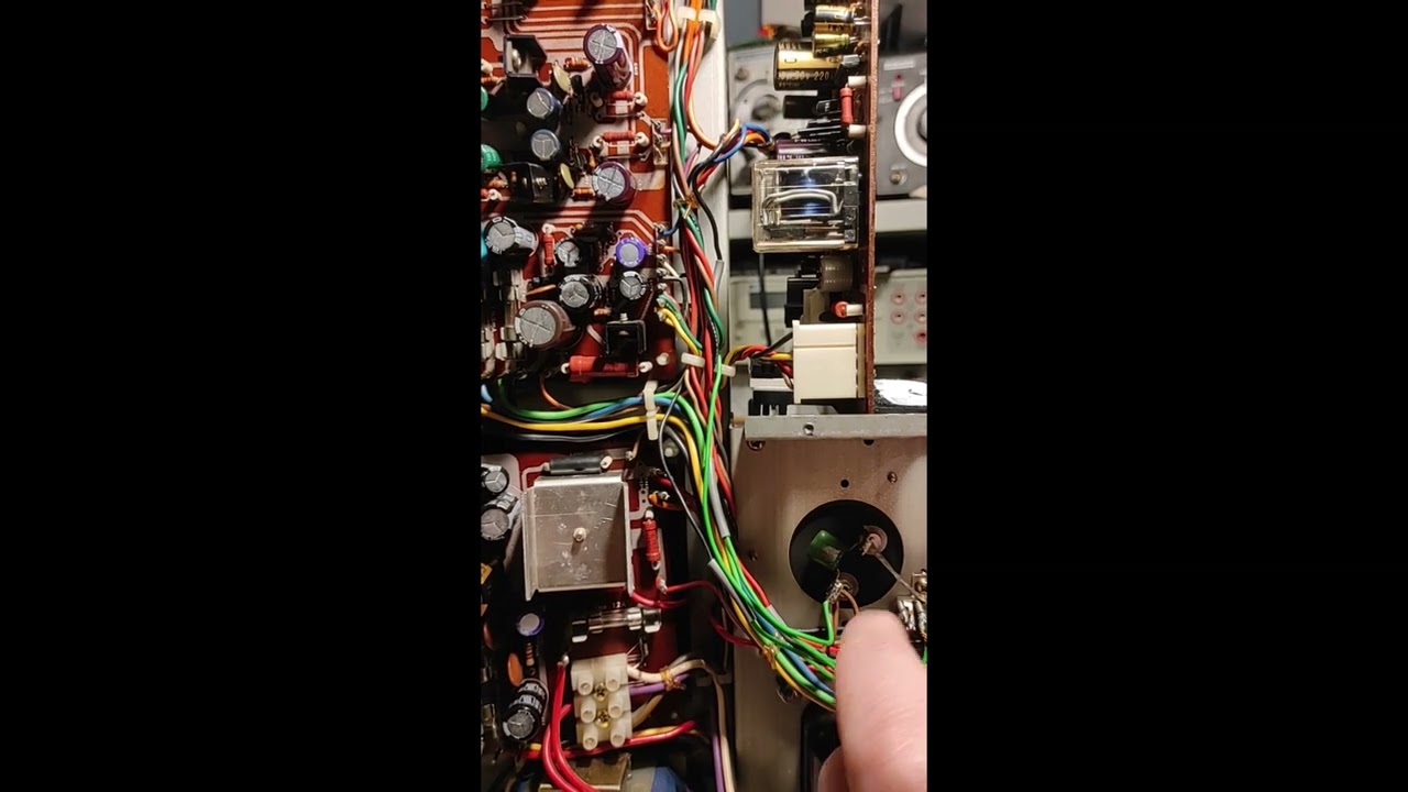 Dual CR1780 i problem z przydźwiękiem, wada fabryczna, naprawa. Humming problem, factory fault.