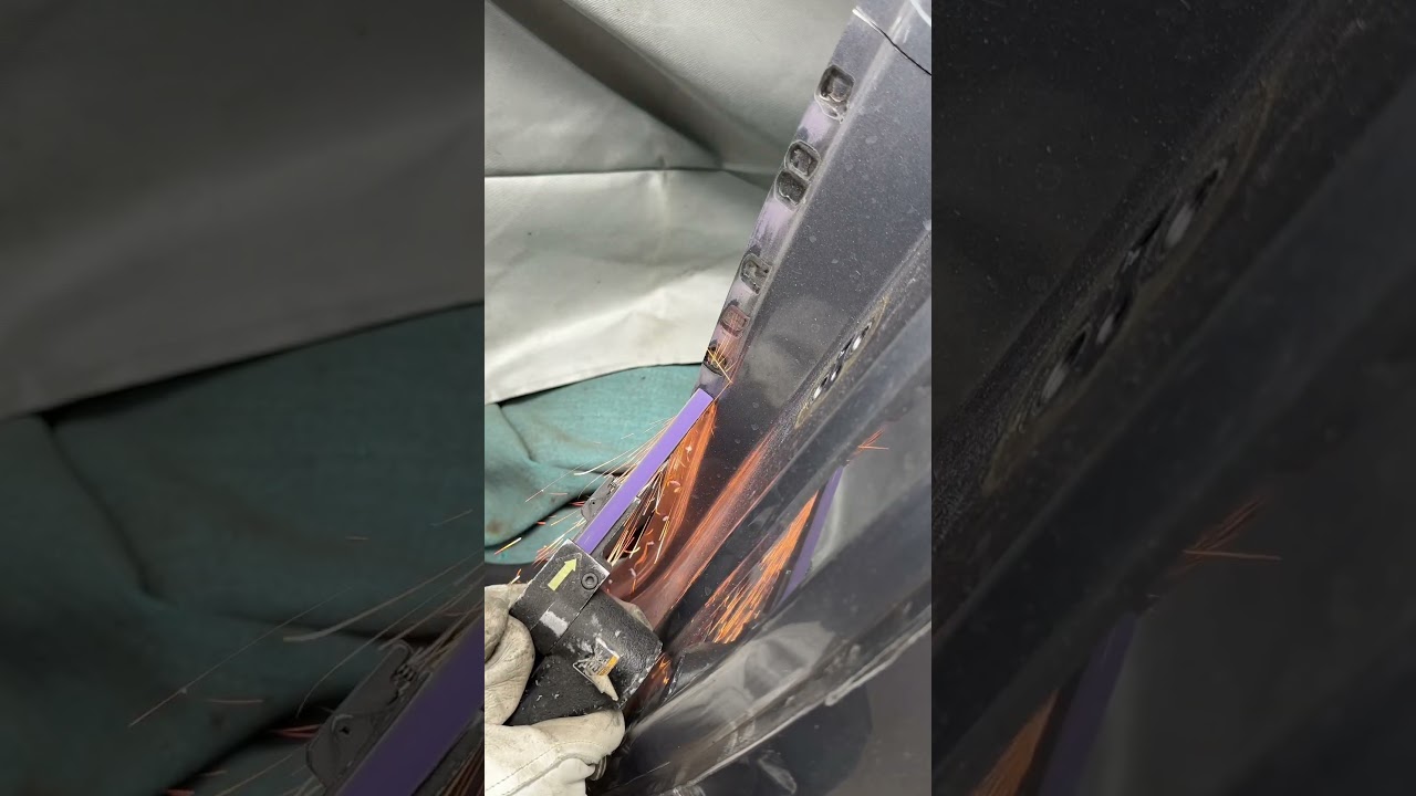 Halbe Seitenwand ersetzt – Opel Corsa! Präzisionsarbeit am Opel Corsa!Die halbe hintere Seitenwand