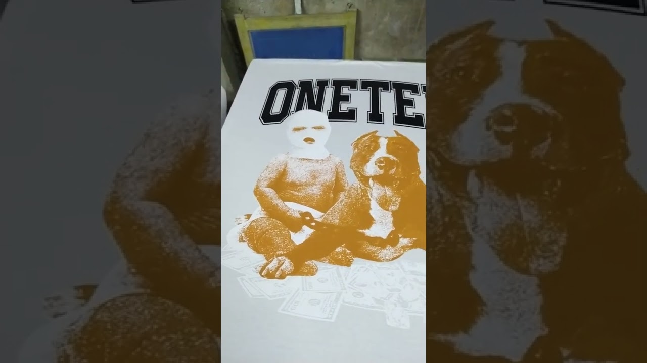 SILKSCREEN PRINTING USING WATERBASED INK SIMULATION PROCESS 120 MESH SCREEN