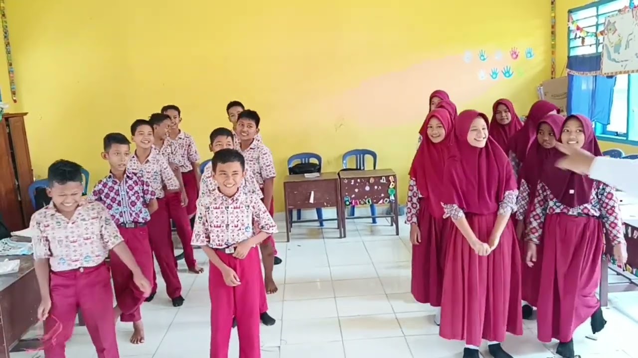 Ice breaking super seru