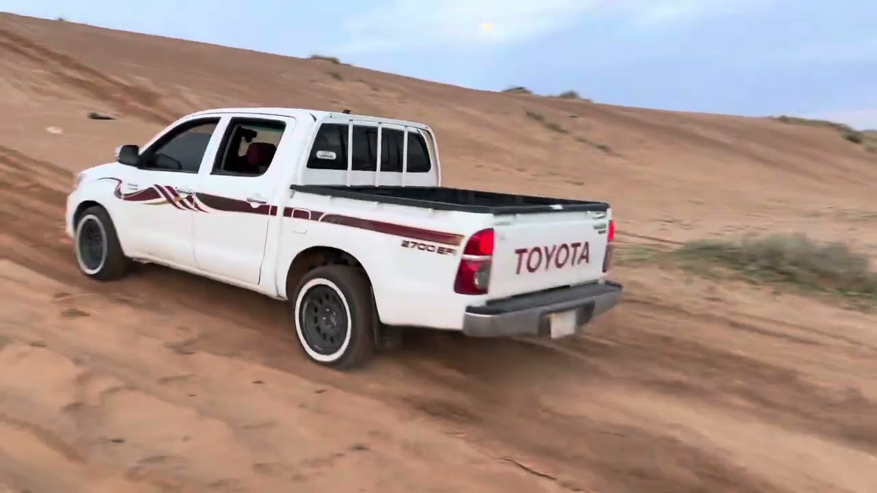 تطعيس و‏تجربة جنوط فورد على هايلوكس ￼