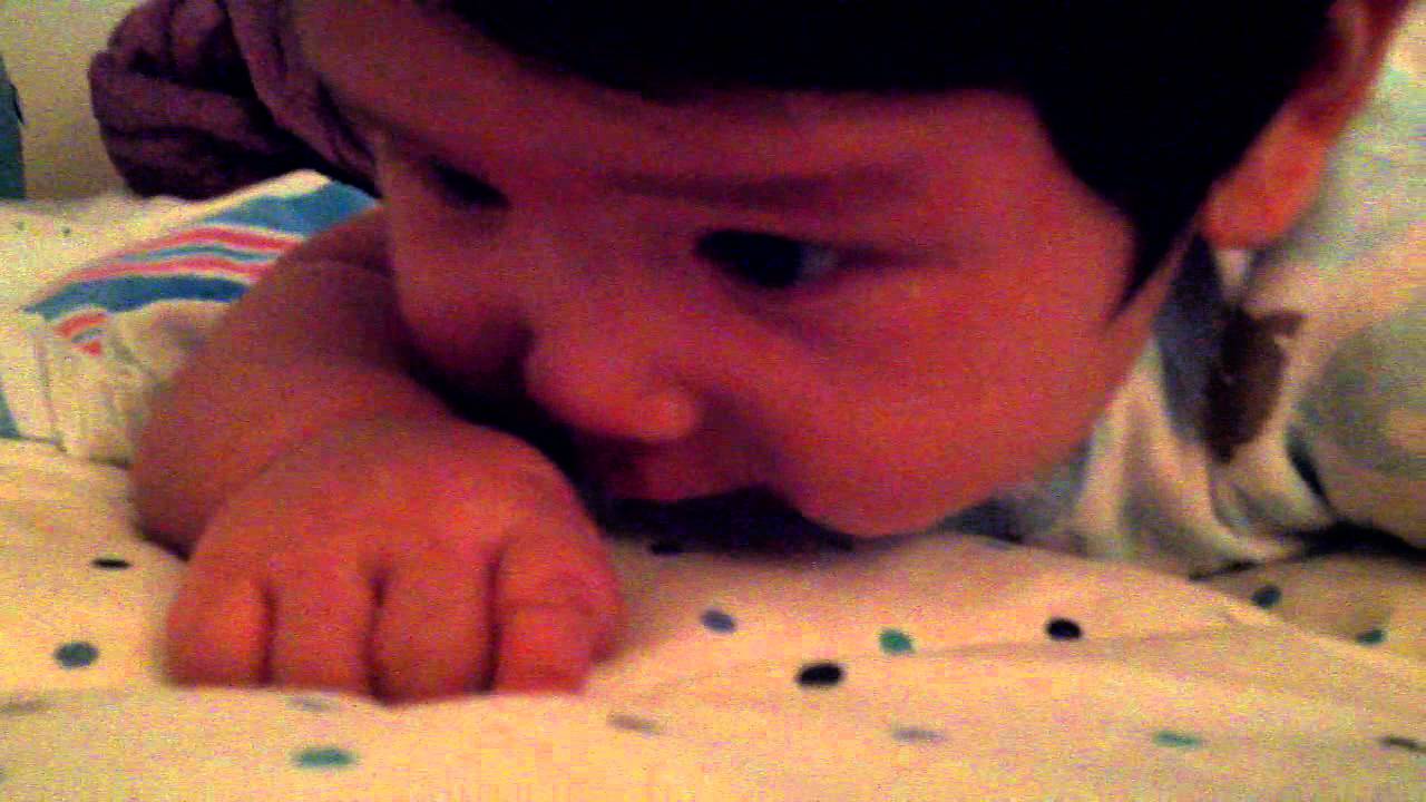 Chase Lagi Tengkurep (Baby in Prone Training)